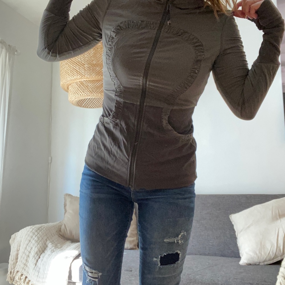 Lululemon like new. Reversible zip up
